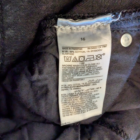 ✨ 2 For $10 - Old Navy Black Ankle Jeans - Picture 6 of 6